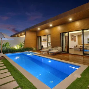The Claremont Luxury , Семиньяк Индонезия
