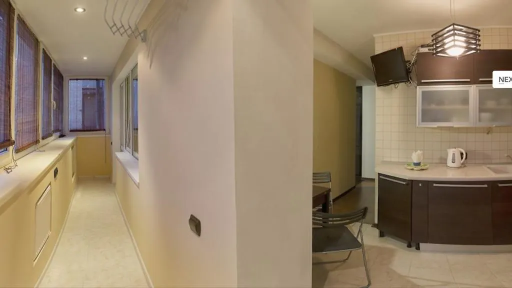 Kyiv Downtown Apartment On Saksaganskogo Street 87 0*,  Украина