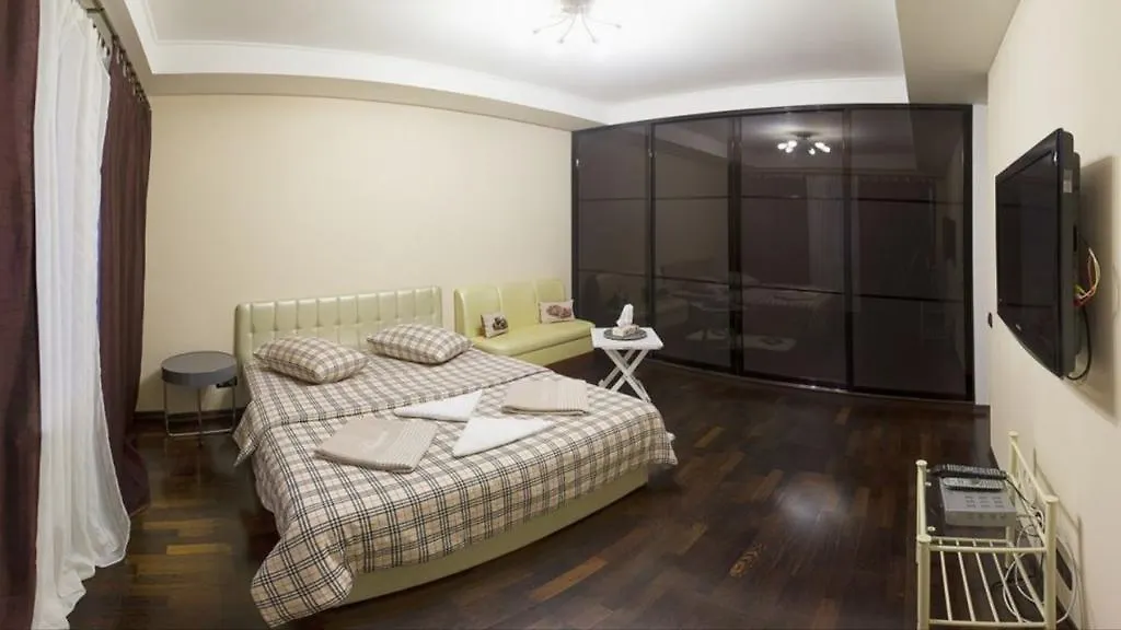 Kyiv Downtown Apartment On Saksaganskogo Street 87 Ukraine